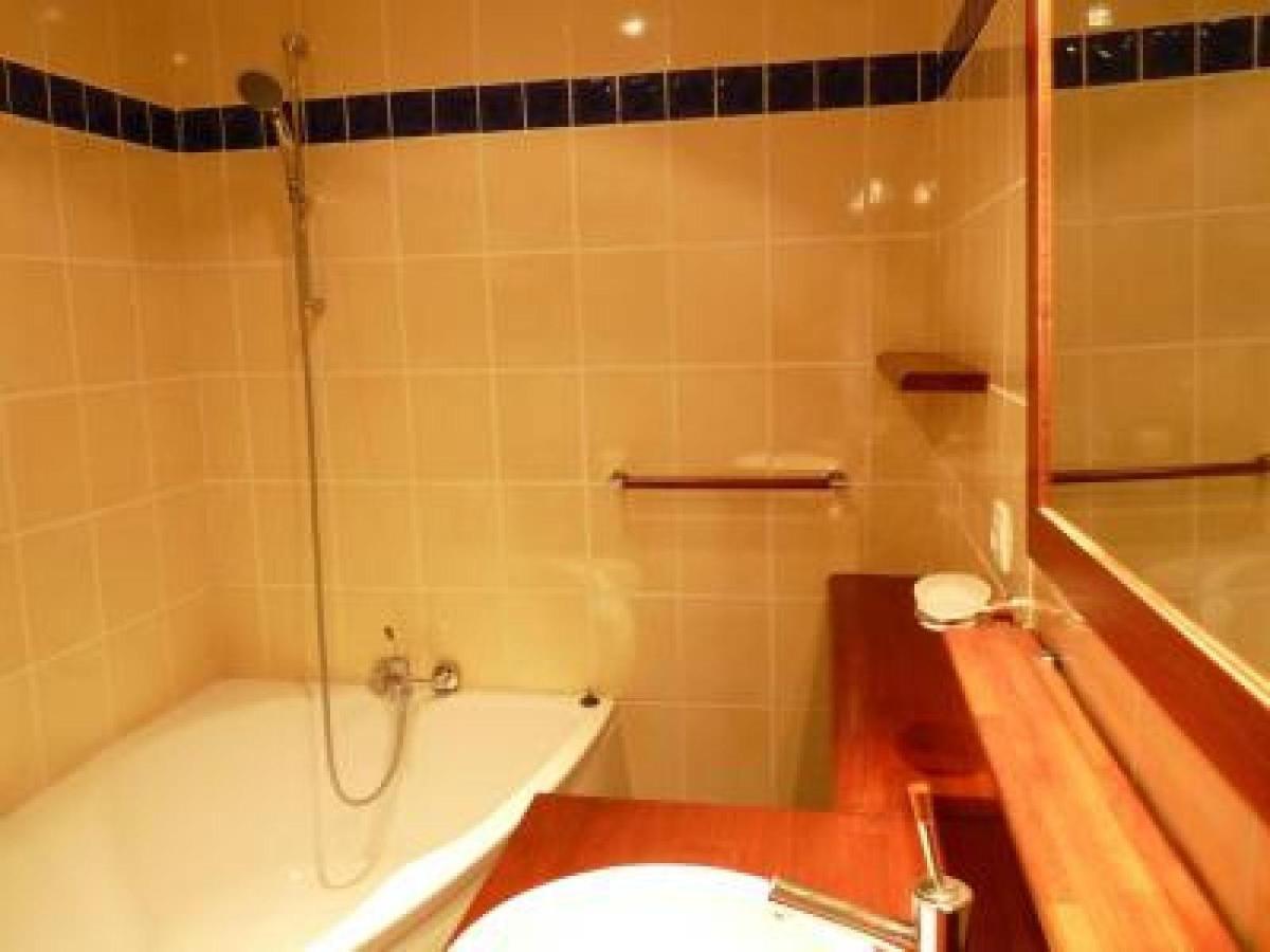 Stylish One Bedroom In Just Off The Croisette And Near Beaches - 680 * Cannes